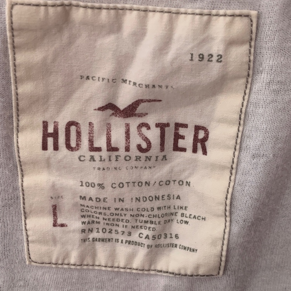 Hollister Cream Short Sleeve Tee - Picture 3 of 6